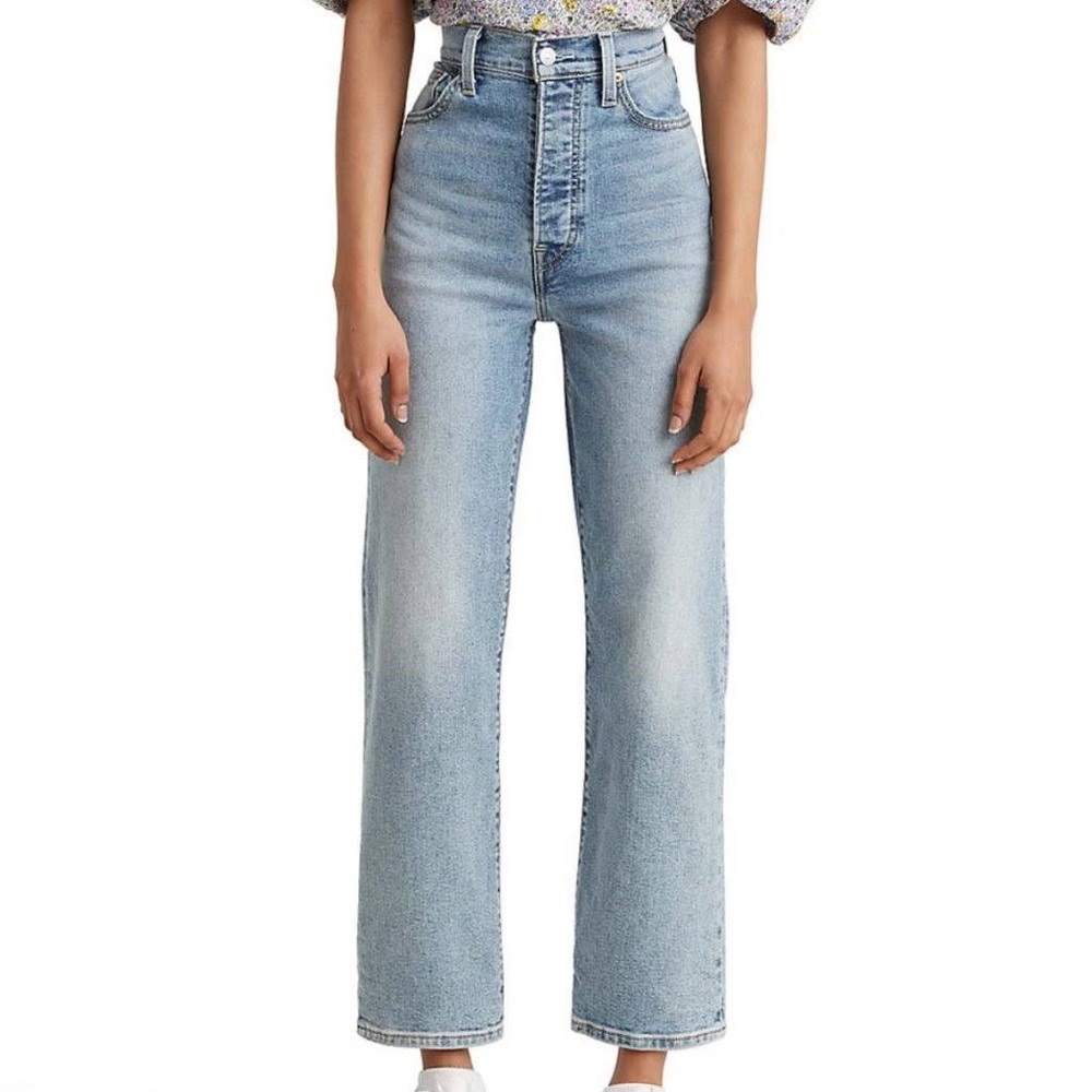 Levi’s ribcage straight ankle Bernal Middle Road